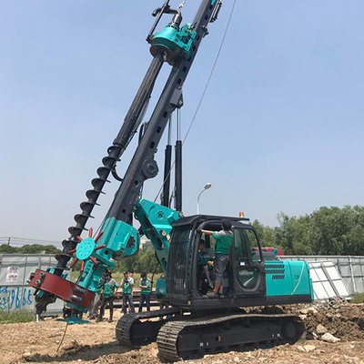 ماشین دکل حفاری چرخشی هیدرولیک استاتیک CFA Pile Driver Crawler 16m Meters 150kN.M