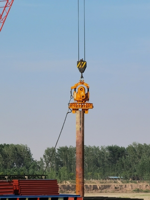 فرکانس بالا 1100 R/Min ورق سنگ زنی مینی حفاری Double Clamp Vibro Hammer برای جرثقیل